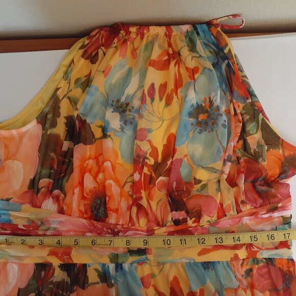 Floral Halter Maxi Dress - Picture 13 of 14